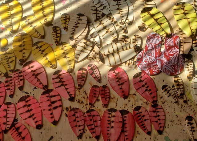 Working on new petite 🎨...