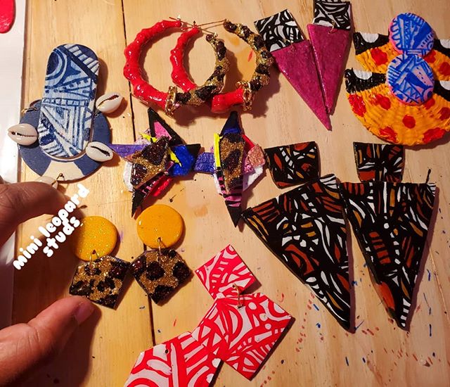 Mini leopard studs otw 2...