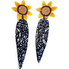 Load image into Gallery viewer, Sunflower hippie earrings
