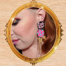 Load image into Gallery viewer, Rockabilly•ish earrings
