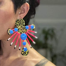 Load image into Gallery viewer, Graffiti•ish 90&#39;S nostalgia inspired  earrings COOGIE sweater Inspired earring
