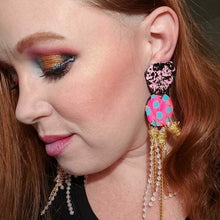 Load image into Gallery viewer, Rockabilly•ish earrings
